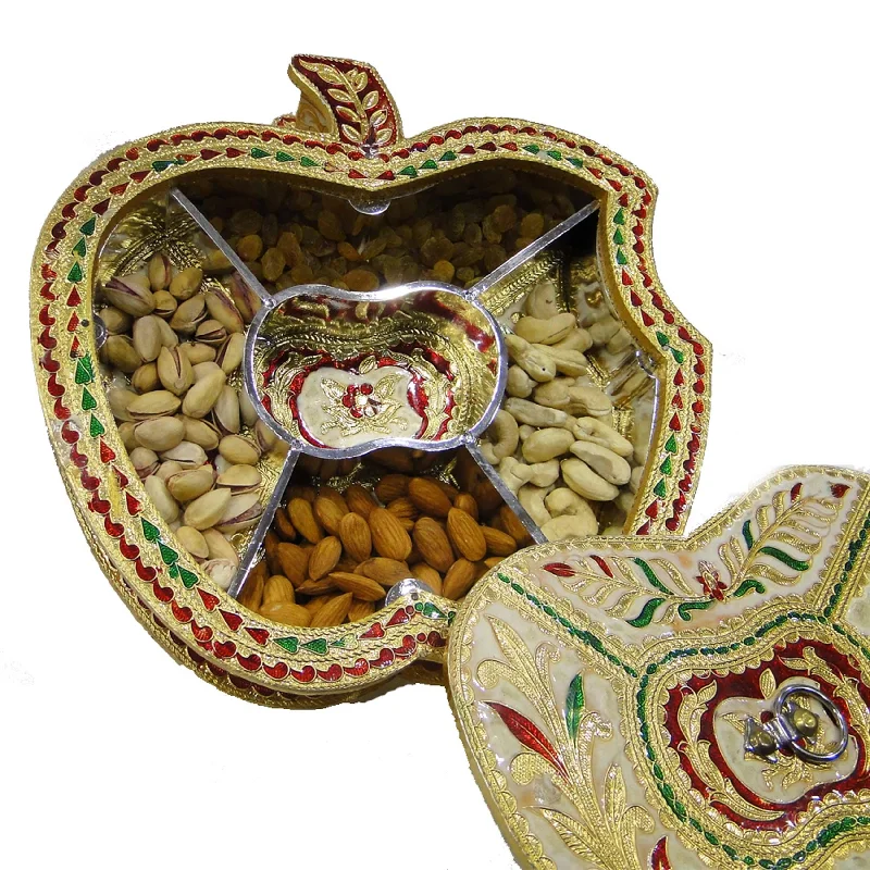 Apple-Shaped Dry Fruit Gift Box – Handcrafted Wooden (Sold By 10 PCS)